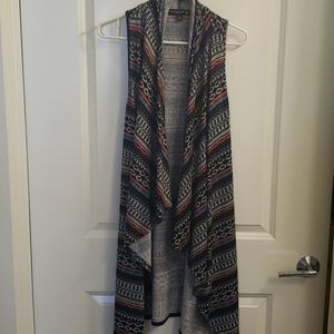 Sleeveless cardigan